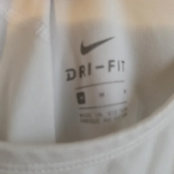 Nike Women's White Tank Top - Picture 3 of 4